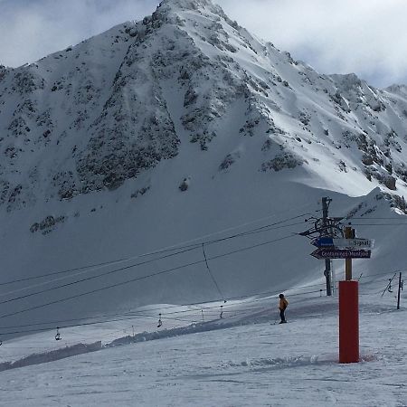 شقة Les Pierres Blanches Mont Blanc لي كونتامين مونتجوا المظهر الخارجي الصورة