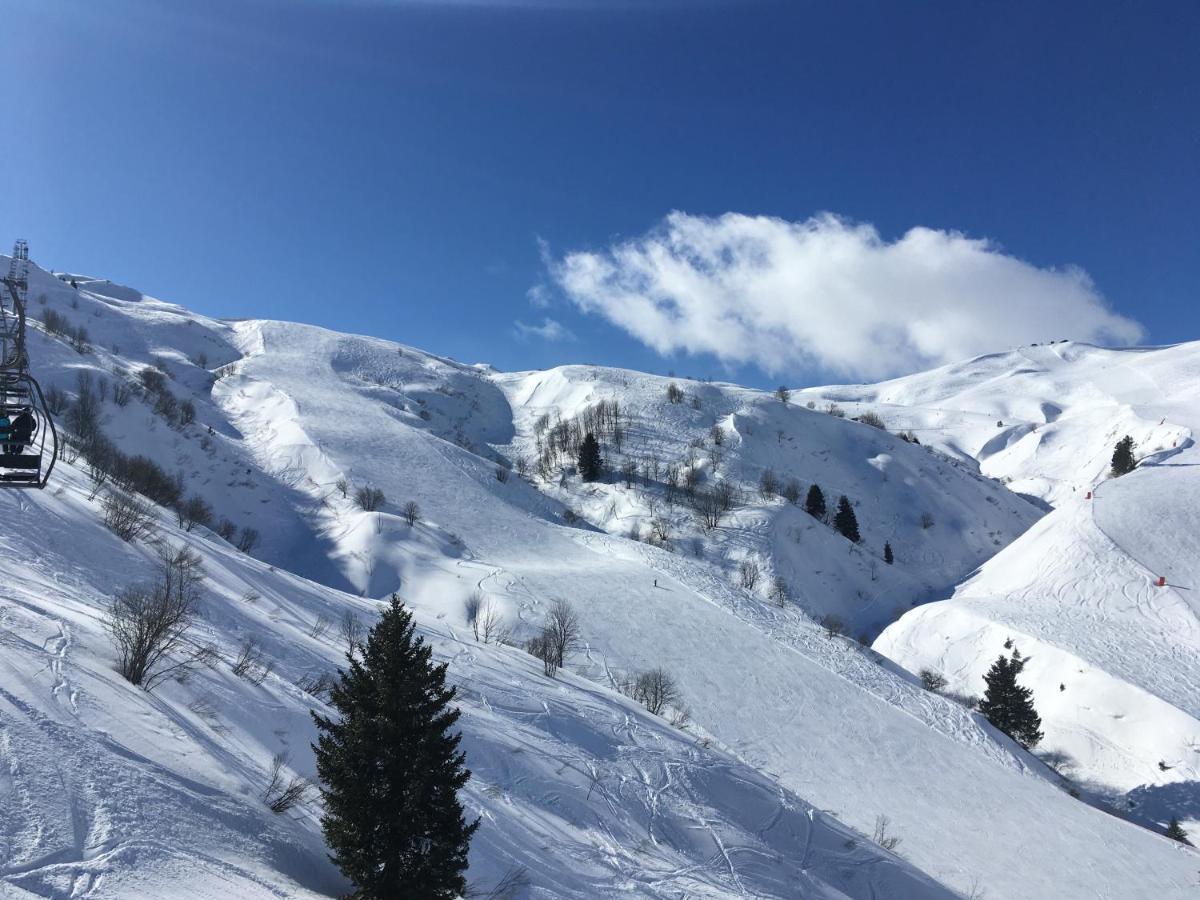 شقة Les Pierres Blanches Mont Blanc لي كونتامين مونتجوا المظهر الخارجي الصورة